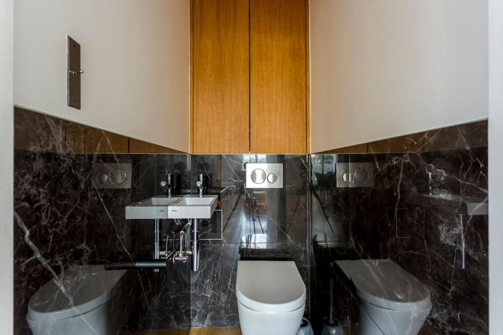 Apartment Penthouse 126 Jacuzzi Terrasse 16 *